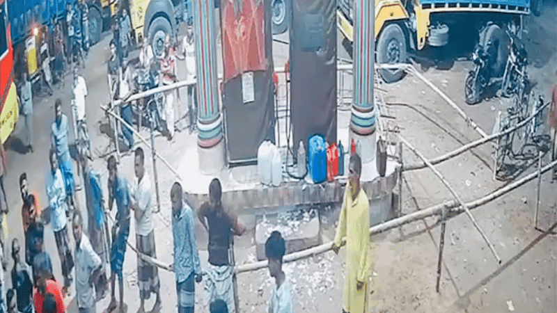 Fuel station vandalised in Natore over delay in fuel supply