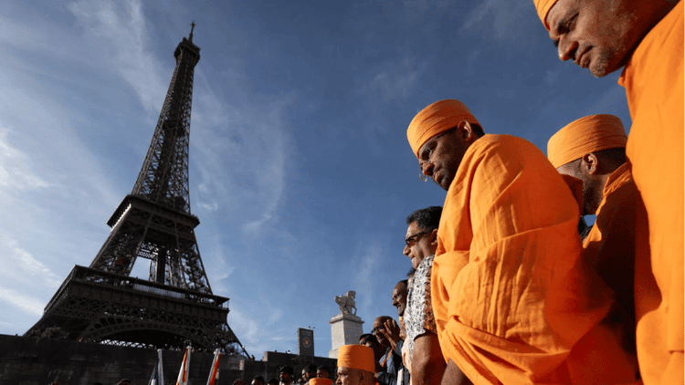 Eiffel Tower closed after staff protest over removal of female workers