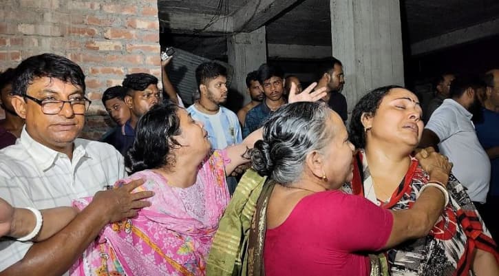 Two held over killing of teacher's family of four in Rangpur