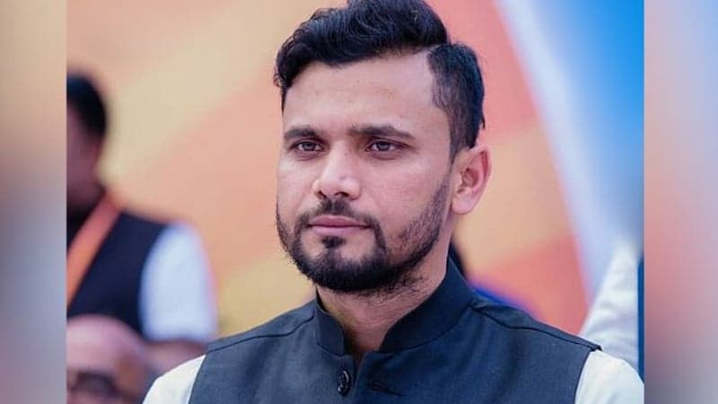 Mashrafe among 90 sued in Narail