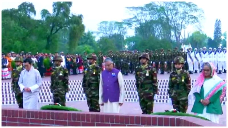 স্বাধীনতা দিবসে স্মৃতিসৌধে রাষ্ট্রপতি ও প্রধানমন্ত্রীর শ্রদ্ধা