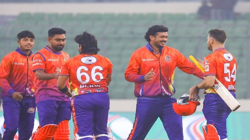 Rajshahi clinch comfortable victory in Taskin's record-breaking spell