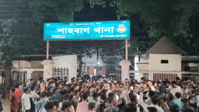 Chhatra Dal–Shibir clash triggers chase, counter-chase in Shahabagh