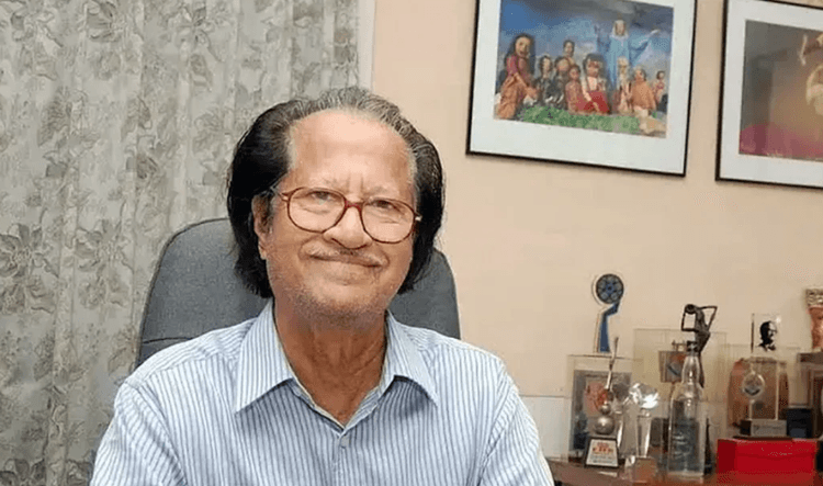 Renowned artist Mustafa Monowar passes away