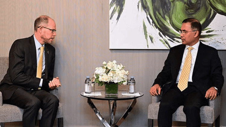 Meeting of CEO of Gates Foundation with Prime Minister