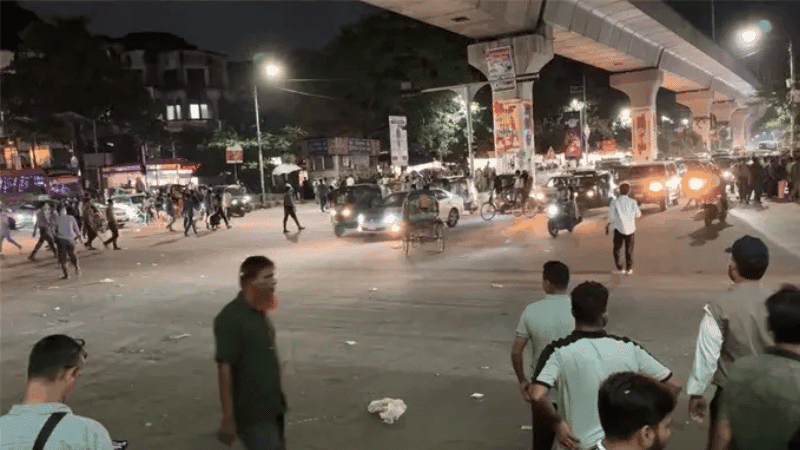Students leave Shahbagh, issue deadline for Education Minister's resignation