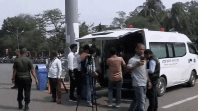 Body of Bangladeshi killed in Saudi missile attack arrives home