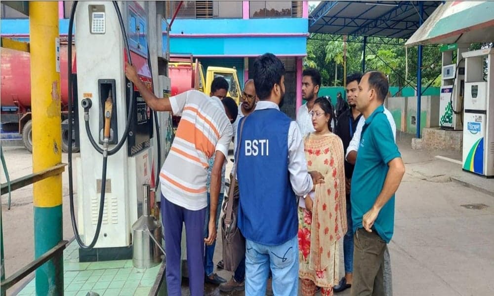 Crackdown on alleged rigging at Rajnigandha filling station