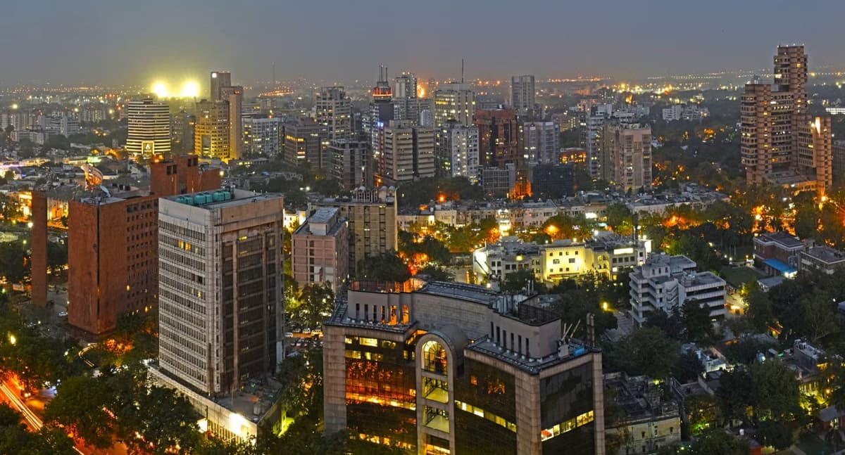 Construction work closed for six weeks in Delhi to prevent air pollution