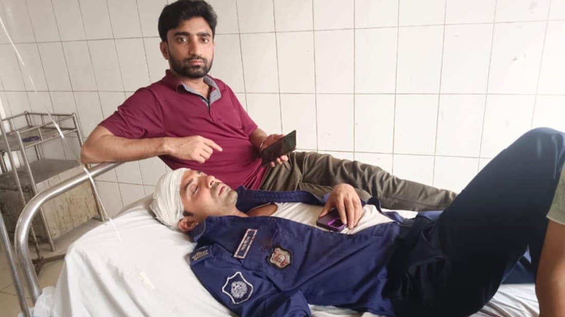 10 injured, including 5 police, in attack on mobile court in Cumilla