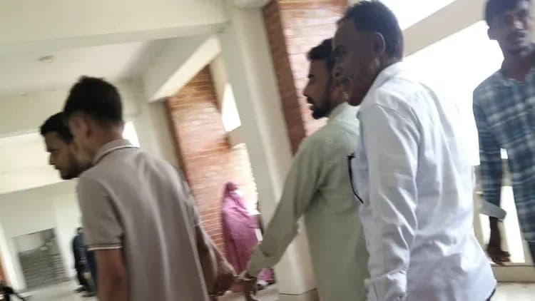 2 butchers jailed for beating customer