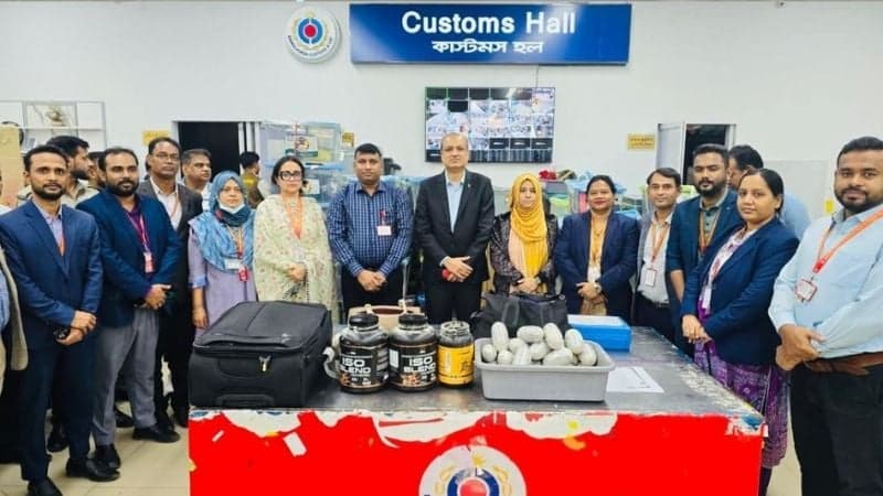 Tk 1.3b cocaine seized at Dhaka Airport, foreign national held