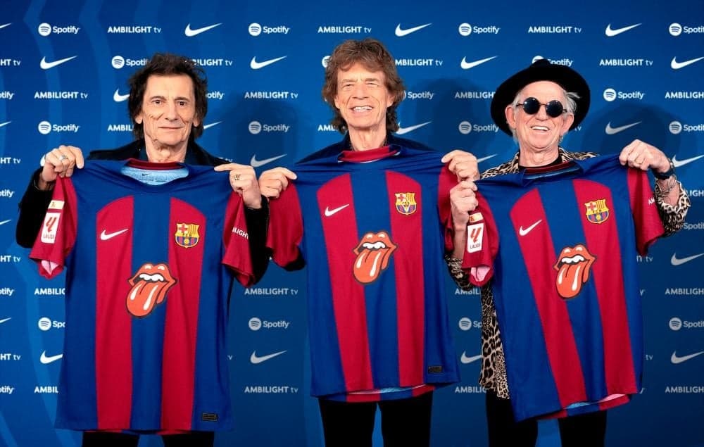 Barca ready to rock with Rolling Stones logo on shirt for Clasico