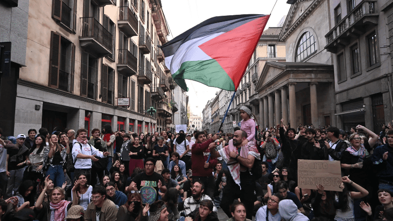 Youth protest movement spreads to Italy