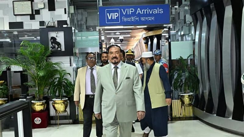 Speaker back home after paying final tribute to Khamenei in Tehran