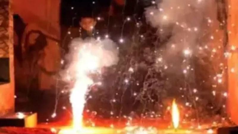 5 burnt amid mindless fireworks in Dhaka