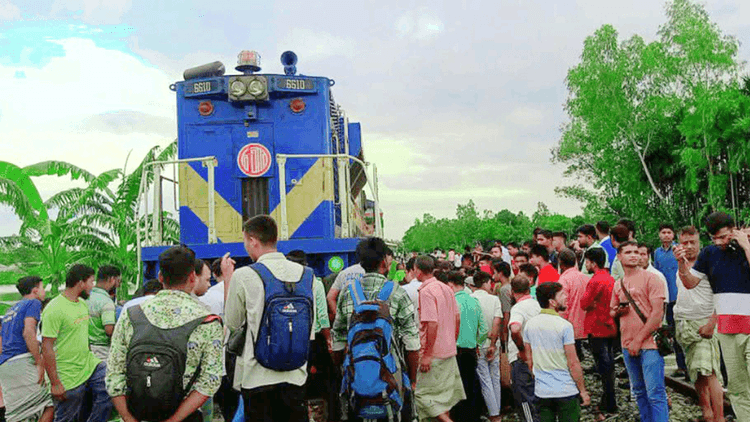 2 killed as train hits motorcycle in Nilphamari