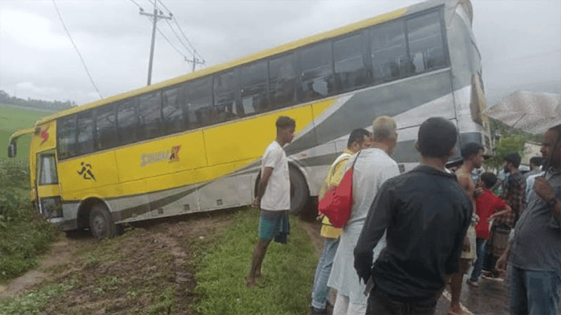 Mother, son killed in bus accident on Dhaka-Sylhet highway