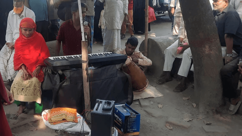 Visually impaired Helal family sings again on open stage