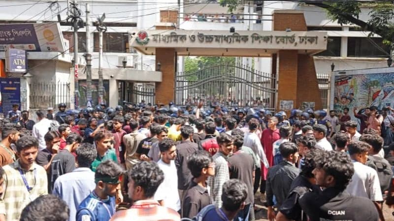 HSC examinees to stage march toward secretariat after today's exams