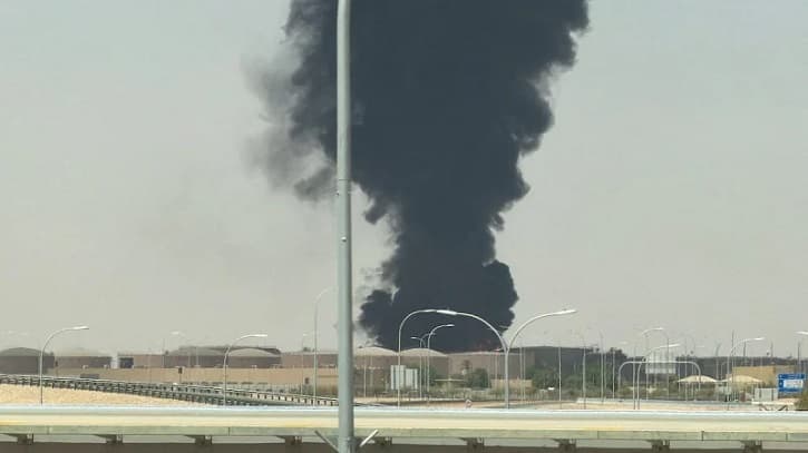 Saudi downs Houthi missiles during ongoing deadly attacks