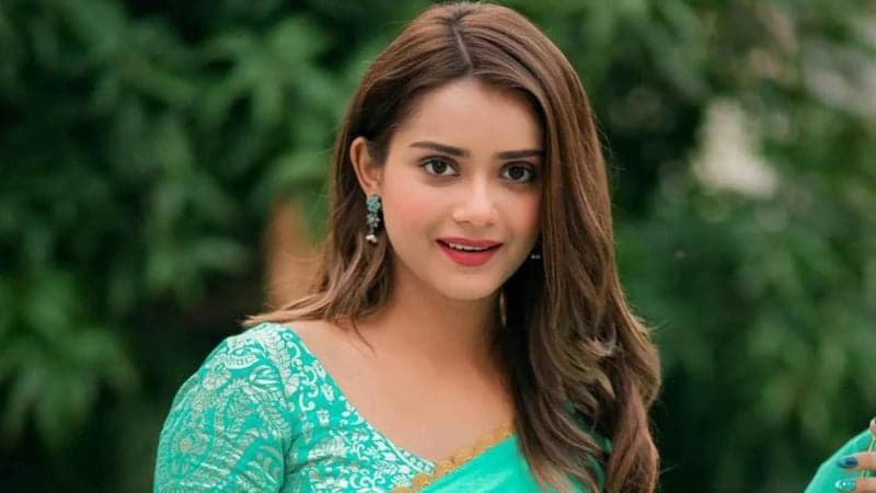 Tanjin Tisha faces fraud and defamation case over saree promotion