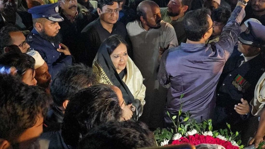 Rumeen Farhana faces obstructions to pay tribute in Brahmanbaria