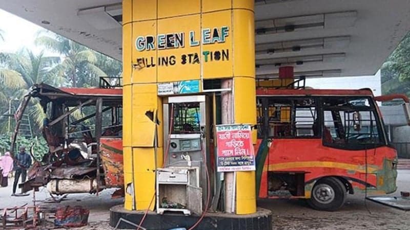 2 killed in gas cylinder explosion at Lakshmipur filling station