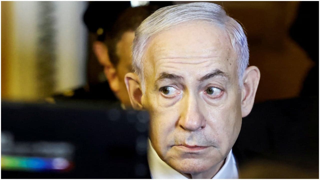 Netanyahu suffers food poisoning