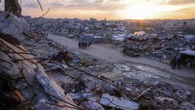 Israeli airstrikes kill 15 in Gaza in last 24 hours