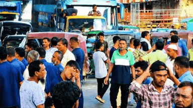 CNG drivers take to streets in Chattogram over fuel shortage