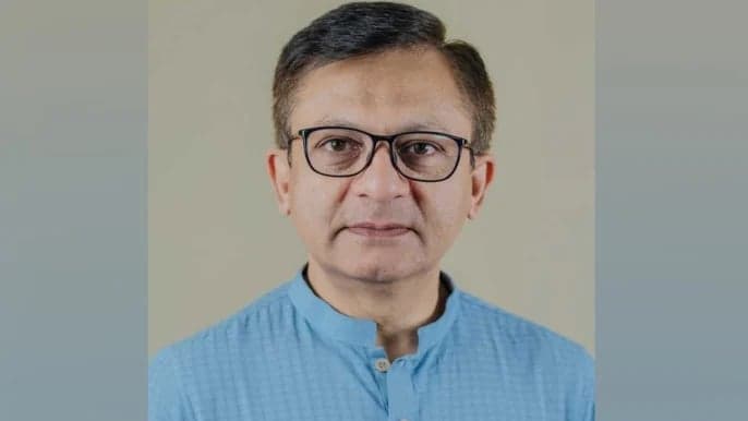 No need to worry over Hormuz Strait closure yet: Commerce Minister