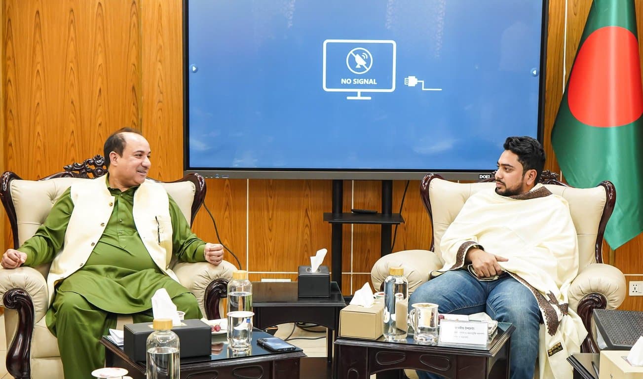 Rahat Fateh Ali calls on adviser Nahid