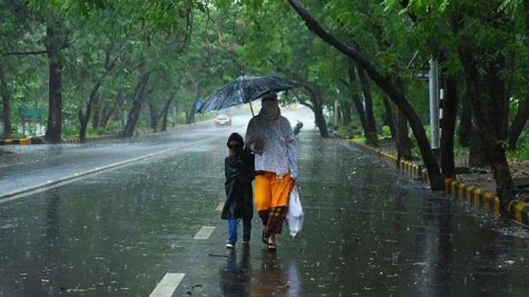 Rain in Dhaka likely to ease this afternoon