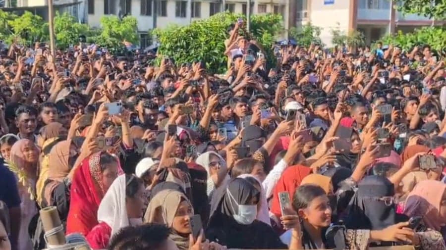 Concert held at Brahmanbaria college amid Qawmi students’ objections
