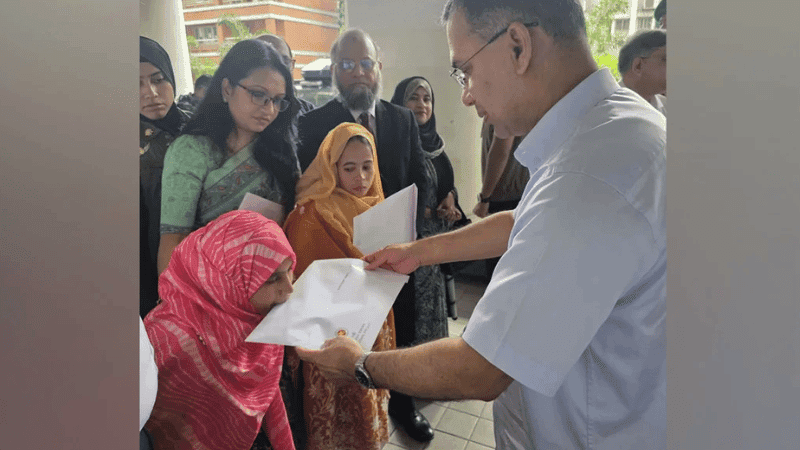 Prime Minister hands over appointment letters to three persons with disabilities