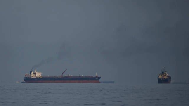 Hormuz Strait almost at a standstill, increasing pressure on the global economy: UN