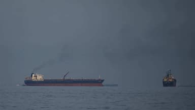 Hormuz Strait almost at a standstill, increasing pressure on the global economy: UN