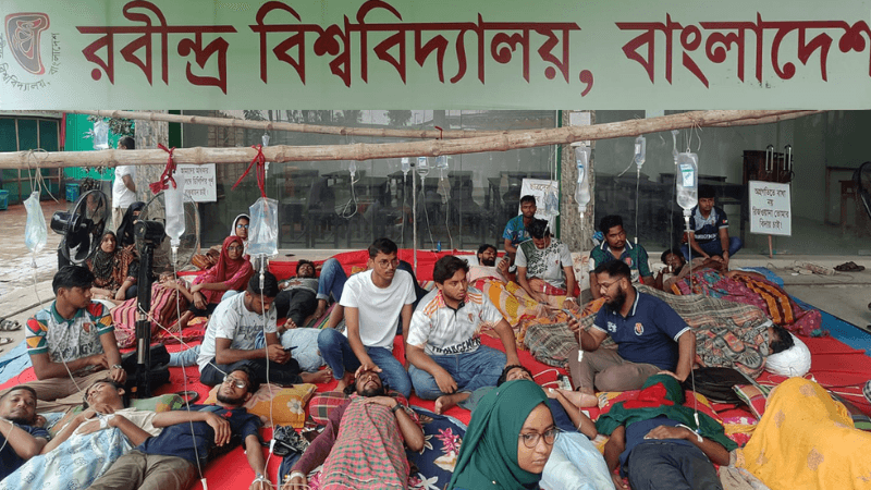 18 Rabindra University students fall ill amid hunger strike
