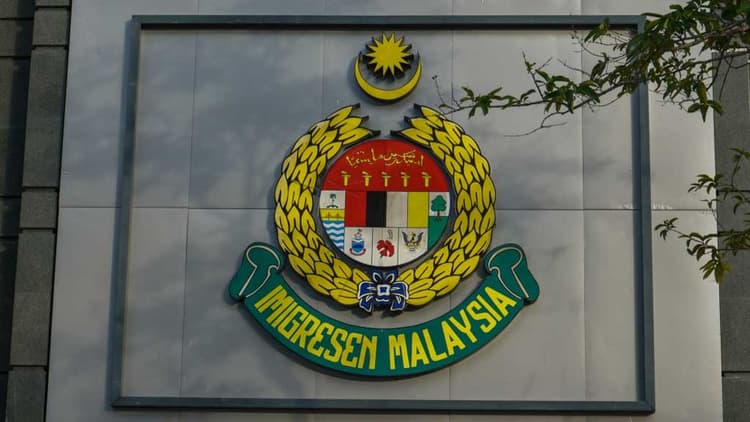 2 Bangladeshi 'human traffickers' held, 9 victims rescued in Malaysia
