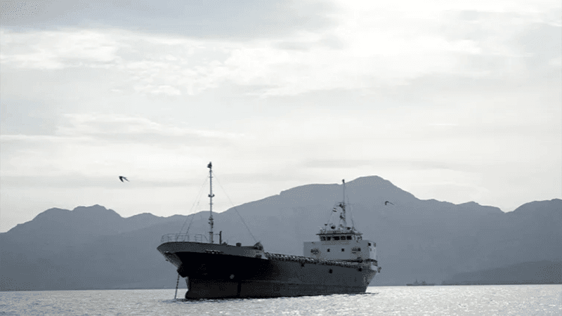 US military: It will begin naval blockade in Strait of Hormuz at 10am on Monday