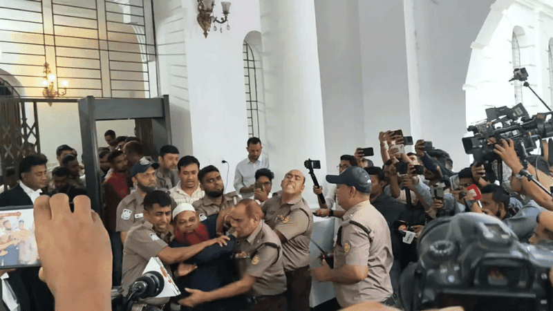 Convicts chant ‘Joy Bangla’, create chaos after verdict in Abu Sayed murder case