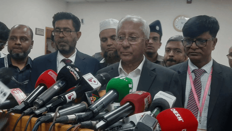 EC yet to receive voting data from 6,620 centers