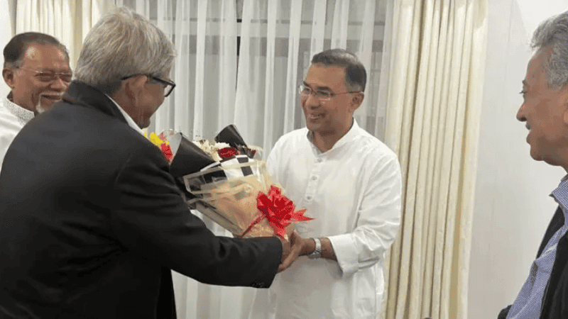 Mirza Fakhrul greets Tarique Rahman
