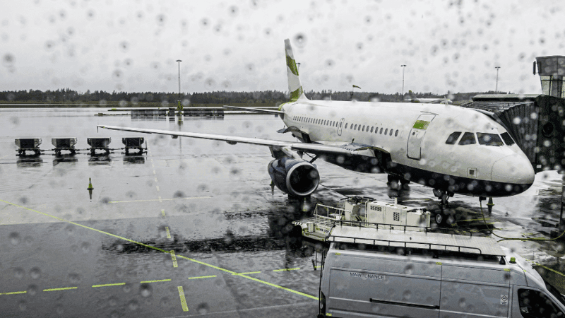 2 flights to Kolkata-Chattogram unable to land at Hazrat Shahjalal due to storm