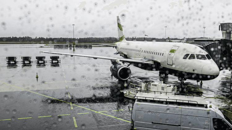 2 flights to Kolkata-Chattogram unable to land at Hazrat Shahjalal due to storm