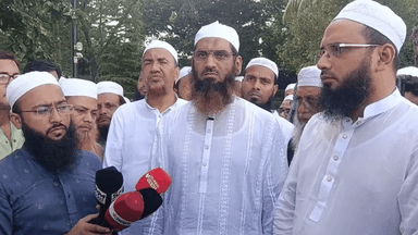 Mamunul Haque calls for removing facial features of sculptures at July Museum