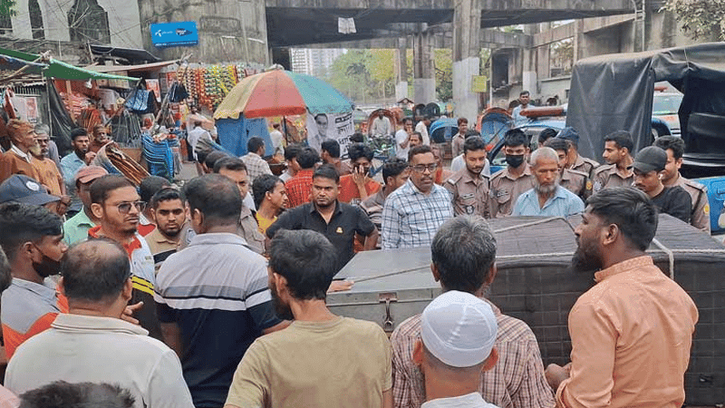 Two detained in Chankharpul for playing March 7 speech during procession