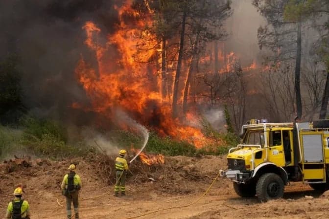 Macron convenes emergency meeting as France battles worst wildfire since World War II