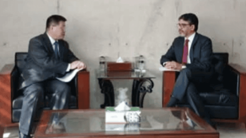 Chinese envoy discusses bilateral ties with foreign secretary